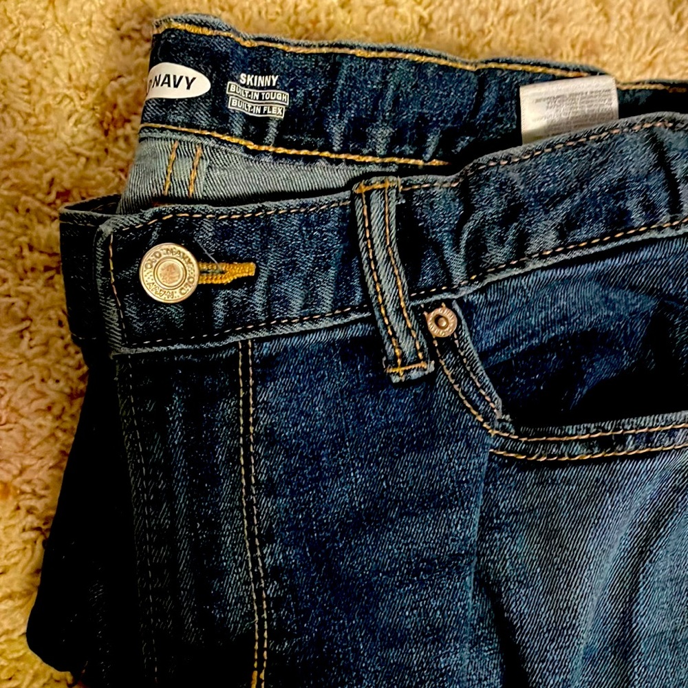 Blue skinny jeans